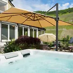 Sonnenuhr Frühstückspension Bernkastel-Kues
