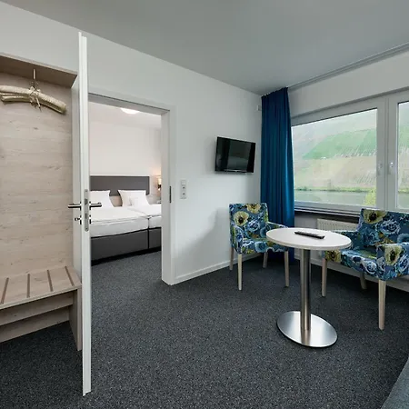 Sonnenuhr 4* Bernkastel-Kues