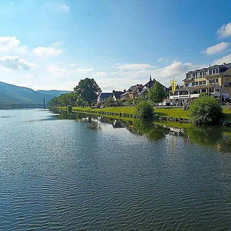 Bed and breakfast Sonnenuhr
