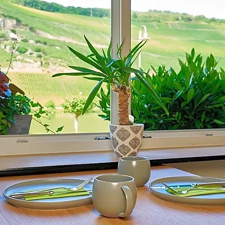 Bed and breakfast Sonnenuhr 4*