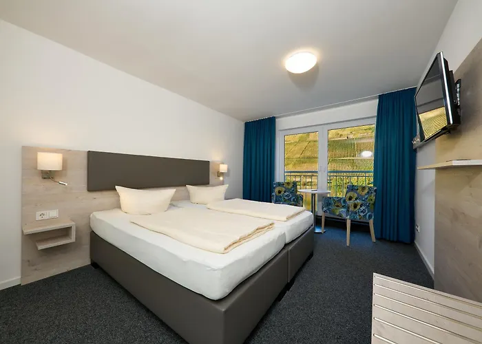 Sonnenuhr Alojamento de Acomodação e Pequeno-almoço 4*