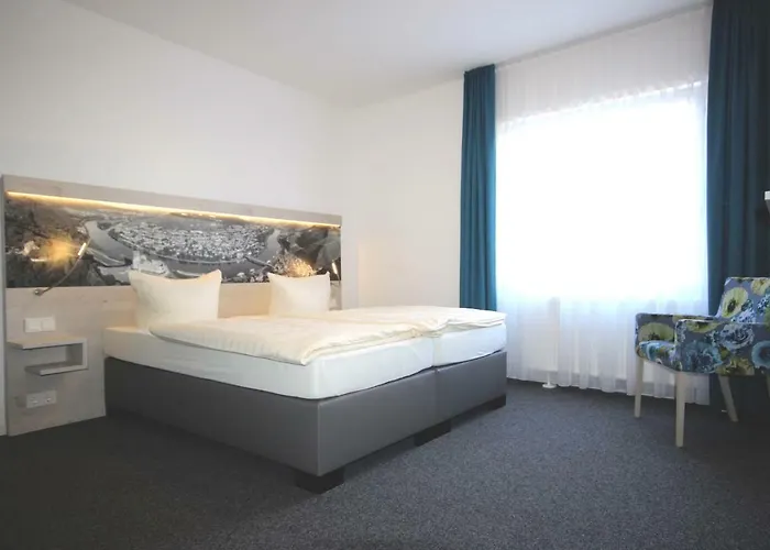 Sonnenuhr Alojamento de Acomodação e Pequeno-almoço Bernkastel-Kues